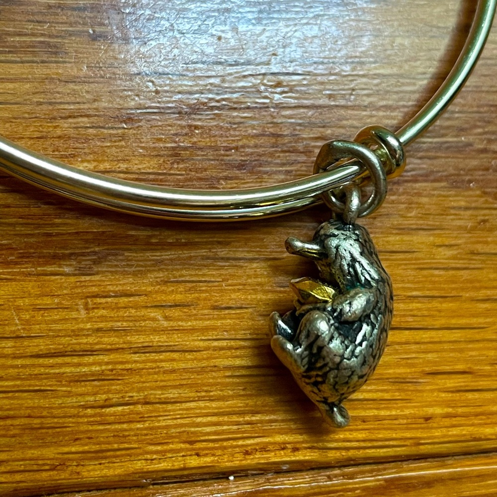 Alex and Ani Fantastic Beasts: The Crimes of Grindelwald Niffler Bracelet - EUC